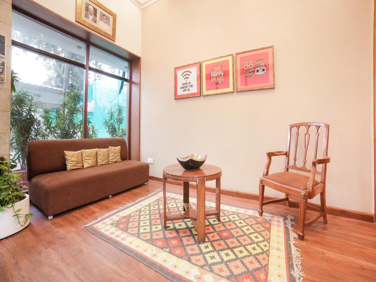 Capital O 10953 Dayal Lodge - A Boutique Hotel 아그라 외부 사진